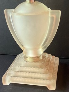 lot 200 image: Pair of Satin Glass Vintage Art Deco Houze Vanity Lamps