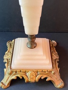 lot 195 image: Vintage Art Deco Houze Coralex Table Lamp