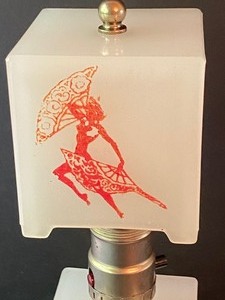 lot 5 image: Art Deco Houze Flamingo Dancer Cube Lamp - RARE