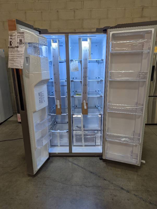 Samsung 27.4 cu. ft. Side by Side Refrigerator in Fingerprint Resistant Stainless Steel, (Scratch and Dent) - 1 Year Warranty