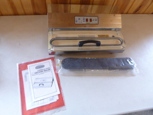 lot 20 image: Cabelas Commercial Grade Vacuum Sealer
