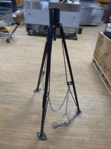 lot 54 image: Tri-Pod Jack Stand