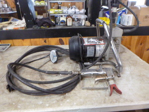 lot 58 image: Campbell-Hausfeld House Painter 330 Airless Paint Sprayer