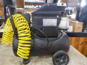 lot 59 image: Tool Shop Air Compressor
