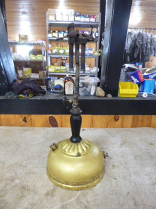 lot 78 image: Vintage Coleman Instant-Lite Gas Lantern