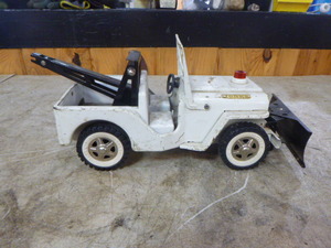 lot 86 image: Tonka Jeep