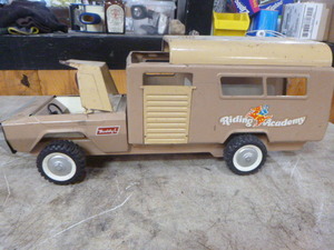lot 89 image: Vintage Buddy L Truck