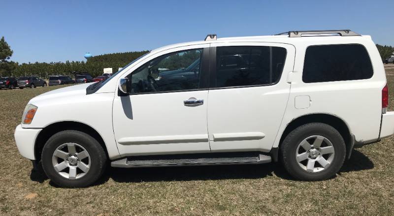 2004 Nissan Armada LE 4x4