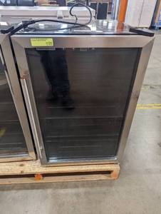 lot 102 image: 4.4 Cu. ft. 126-Can Beverage Center Refrigerator, EFMIS155, Stainless Steel