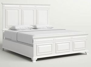 lot 154 image: Grantham King Solid Wood Low Profile Standard Bed, King (Headboard and Footboard only)