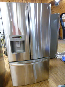 lot 5 image: Kenmore French Door RefrigeratorFreezer