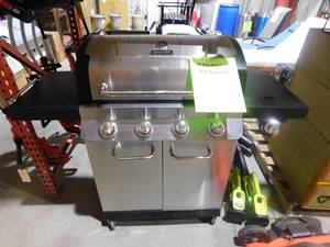lot 57 image: Dyna-Glo Premier 4-Burner Natural Gas Grill in Stainless Steel with Side Burner