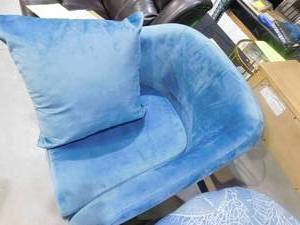 lot 64 image: Picket House Furnishings Zoe Accent Arm Chair with Wooden Legs in Marine Blue