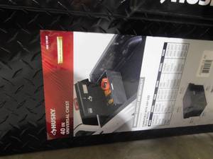 lot 86 image: Husky 40.8 Matte Black Aluminum Full Size Chest Truck Tool Box