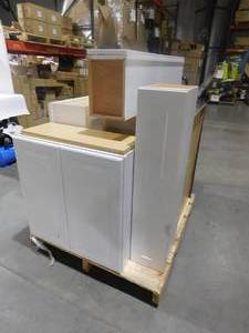 lot 94 image: HAMPTON BAY CABINET LOT OF 6 - WHITE SHAKER