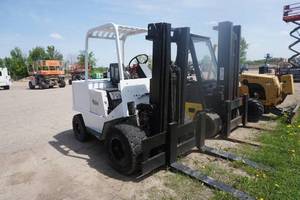 1995 Yale Model GP060LBNSBT086 6,000 lb Fork Lift