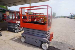 2007 Sky Jack Model SJIII 3219 Scissors Lift