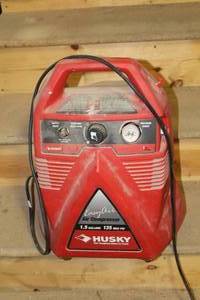 lot 19 image: Husky Easy Air 1.5-Gallon 135 PSI Portable Air Compressor