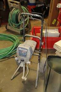 lot 20 image: Graco Magnum XR9 Power-Piston Paint Sprayer