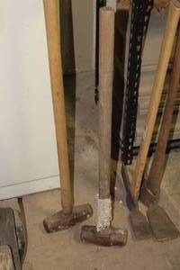 lot 43 image: Lot of (2) Sledgehammers