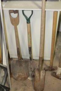 lot 44 image: Lot of (3) Spades