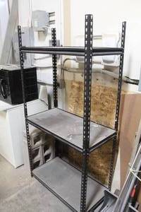 lot 81 image: Metal Shelving Unit 3-shelf