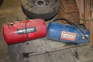 lot 76 image: Lot of (2) Portable Air Tanks
