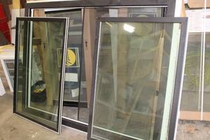 lot 27 image: 68x52 Exterior House Window