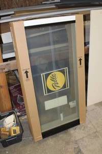 lot 106 image: Pella 47x25 Single Hung Window (New In Box )