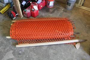 lot 115 image: 48 Roll of Plastic Fencing with Wood Posts