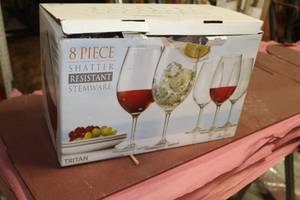 lot 86 image: Shatter Resistent Stemware Set 8-piece (in original box)