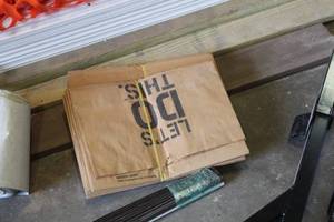 lot 92 image: Lot of (2 Bundles) Paper Leaf Bags