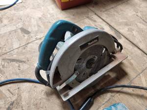 lot 179 image: Makita 5007F 7-14 Circular Saw