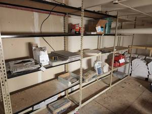 lot 209 image: Shelving Unit