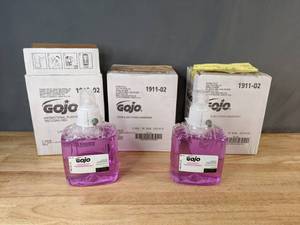 lot 57 image: (3) Cases of GOJO Clear & Mild Foam Handwash, 2 Bottles Per Case - X