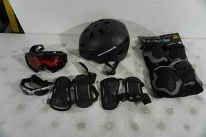 lot 81 image: Assorted Protective Sports Gear - Helmet, Pads, Goggles