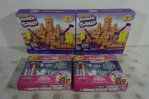 lot 139 image: Kinetic Sand and Crayola Scrubbie Costume Crafts