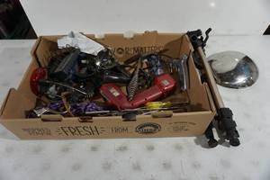 lot 145 image: Assorted Hardware Items - Welding Hammer, Tripod, Tools