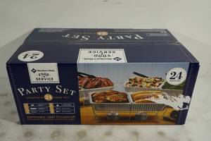 lot 60 image: NEW Members Mark 24 Piece Party Food Service Set