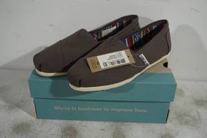 lot 44 image: NEW Toms Alpargata Ash Canvas Shoes - Womens 6