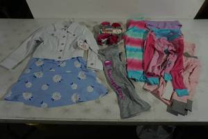 lot 105 image: NEW Girls Clothing