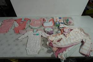 lot 159 image: NEW Baby Clothing and Bibs