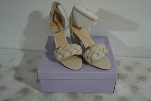 lot 183 image: NEW Madden Girl Barbi Heels - Womens 8