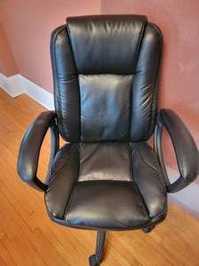 Plush Rolling Office Chair