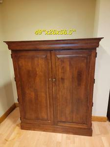 Cabinet Office Desk