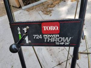 Toro 724 Power Throw