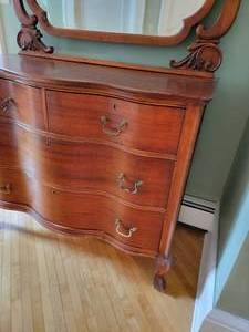 Antique 4 Drawer Vanity Dresser with Mirror