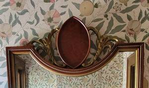 Elegant Vintage Wall Mirror