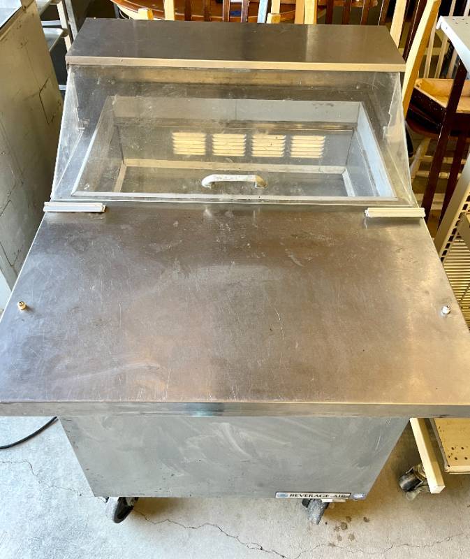 PRODENA 34 BAKERY & CATERING LiquidationBAKERS RACKS, Portable Power