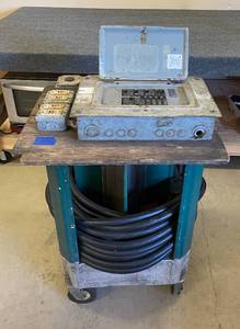 lot 7 image: Portable Power Supply w 100 Ft 50Amp Extension Cord Cable